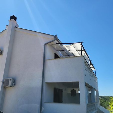 Apartments Grgic ニヴィーチェ エクステリア 写真